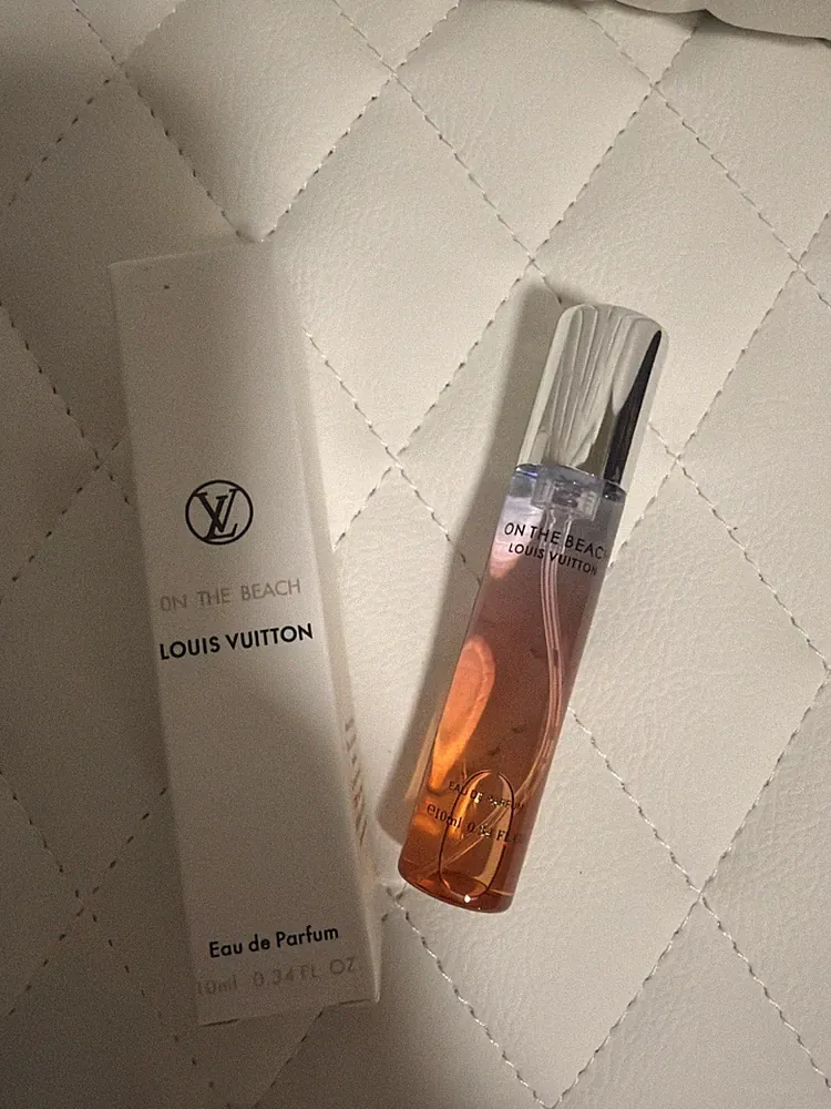 Louis Vuitton On The Beach Eau de Parfum Travel Spray Size 10mL